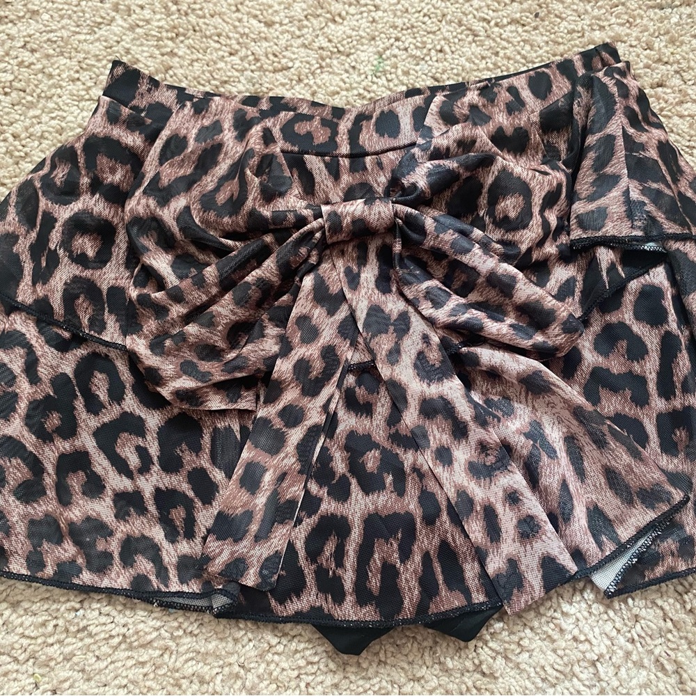 Leopard print skirt